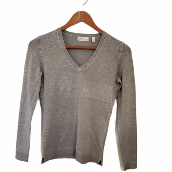 Neiman Marcus V-neck Sweater Ladies XS - Picture 1 of 5